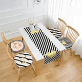 RealHomes Siyah Beyaz Zigzag Zeminli Love Temalı 4 Yuvarlak Pofidik Sandalye Minderi ve 1 Runner Seti