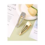 REBORN DESIGN Gold Renk Zirkon Taşlı Üçgen Model 8 cm Metal Pens Toka