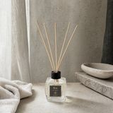 Rem Home Beyaz Sabun 100 ml Bambu Çubuklu Oda Kokusu – Elmas Model Cam Şişe - 4'li Set