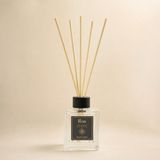 Rem Home Beyaz Sabun 100 ml Bambu Çubuklu Oda Kokusu – Kare Cam Şişe