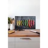Renkli Acı Biberler Cam Kesme Tahtası, Silikon Ayaklı, Isıya Kırılmaya Dayanıklı Sunum Kesim Tablası - 23 x 35 cm