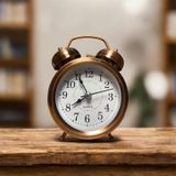 Retro Çift Çanlı Alarmlı Masa Saati, Quartz, Bronz Rengi, Vintage Tasarım, Dekoratif