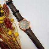 Retro Kadın Kol Saati, Vintage Minimal, Rose Gold Renk, Çizgili Kadran, Koyukahverengi Kordon Rose Gold Kahverengi Kordon Altın