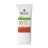 Rilastil Acnestil Düzensiz Ciltler İçin SPF50+ 40 ml Yüz Güneş Koruyucu Krem