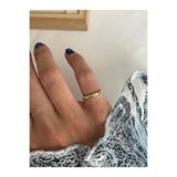 ringbox Gold Baklava Kesim Taşlı Serçe Parmak Yüzüğü