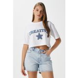 Ritnice Kadın Creative Mavi Beyaz Nakışlı Crop T-shirt