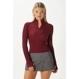 Ritnice Lithe Vucuda Oturan Yarım Fermuarlı Fitilli Bordo Bluz