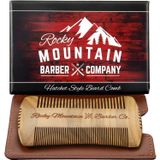 Rocky Mountain Barber Company Sakal Tarağı - Sandal Ağacı Doğal Balta Stili Saçlar için - Anti-Statik ve Takılmaz, El Yapımı Geniş ve İnce Diş Kontur Fırçası, Taşıma Çantası ile Sakal ve Bıyık için En İyisi