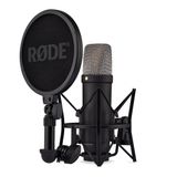 RODE, NT1 5th Generation, Siyah, Mikrofon | Ultra düşük gürültülü stüdyo kapsülü, şok montajı, pop filtre, XLR ve USB-C kabloları dahildir. USB üzerinden klipsli 32 bit