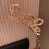 Rose Gold Renkli Taşlı “Bride” Gelin Tacı – El Yazısı Yazı Tipiyle P150906s1207