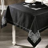 Royal Nazik Santa Nakışlı Dertsiz Masa Örtüsü 150cmx250cm Gri
