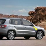 Sağ Ön Çamurluk Dodik Plastik Çıta 5N0854732A VW Tiguan ile uyumlu 2008-2011