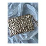 SANTA FLEX YILDIZ DİKİŞLİ GOLD CLUTCH RUGAN DOKULU PARLAK KADIN ÇANTA