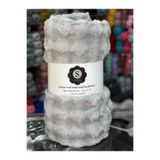 Sarar Yeni Nesil Bubble Peluş Koltuk Örtüsü Pofuduk