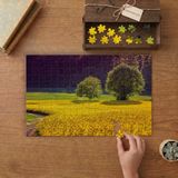 Sarı Çiçekler- Yeşil Ağaçlar Tasarımı 240 Parça Ahşap Puzzle Ahşap Kutuda MP00069