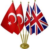 Satürn Masa Üstü Ingiltere Bayrağı Türk Bayrağı Dörtlü Pirinç Direk Masa Bayrak Seti
