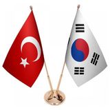 Satürn Masaüstü Güney Kore Bayrağı Türk Bayrağı Ikili Pirinç Direk Masa Bayrak Seti
