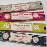 Satya Nag Champa Tütsü Çubukları-Beyaz Adaçayı, Ejder Kanı, FRANKINCENSE, PALO SANTO Manyetik Kitap Ayracı ile Sterling Effectz