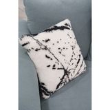 Savana Peluş Kırlent Kılıfı Beyaz Krep Kumaş Desenli 43 x 43 cm Yumuşak Malzeme