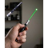 Savarga Yeşil Lazer Pointer Güçlü Işın Uzun Menzil ve Kompakt Tasarım