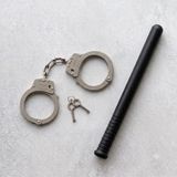 Saygara Metal Polis Kelepçesi ve Plastik Jop