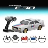 Scowetto Uzaktan Kumandalı 1:16 Bmw E30 Araba Full Fonksiyon Işıklı Drift Bmw E30 40 Km Hız Yapan E30 Beyaz