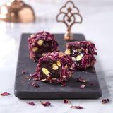 Şekerci Cafer Erol Gül Yaprak Kaplı Nar Aromalı Antep Fıstıklı Fitil Lokum 500 gr - 1 kg