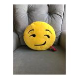 Selay Sarı Emoji Yastık – Gülümseyen Surat Dekoratif Peluş Minder 35 cm