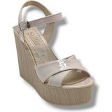 Selfie 4285-26 Rugan Çapraz Bant Yüksek Dolgu Taban Fashion Kadın SANDALET(11CM) - Bej