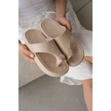 selin shoes Mirea Kalın Topuk Aksesuar Detaylı Parmak Arası Kadın Terlik- EKRU