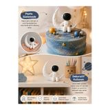 SELTA3D Ay Üzerinde Astronot Figürü - Pasta Üstü Süsü & Çocuk Odası Dekoratif Masa/Raf Biblosu (8 cm) he