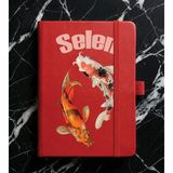 Senada Kişiye Özel Isim Yazılı Tarihsiz 192 Sayfa Mini Termo Defter Baskılı Desenli 9X14 cm Kırmızı - Kö-Tsrm8 - 1 Adet - Kırmızı - Kırmızı