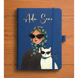 Senada Kişiye Özel Isim Yazılı Tarihsiz 224 Sayfa Not Defteri Baskılı Desenli 13X21 cm Lacivert Kişiselleştirme-20 - 1 Adet - 003-Lacivert