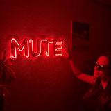 Sessiz Neon Duvar Sanatı, Neon Duvar Tabelası, Neon Duvar Dekoru, Led Oda Dekoru, Flama Neon Tabelası, Sessizlik Neon Dekoru, LED Neon Tabela, Podcast Neon Işık, Flama Neon Tabela, Oyun Odası Tabelası