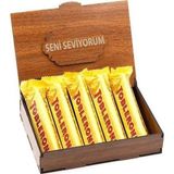 Sevdiklerinize Özel Ahşap Hediye Kutusunda 5 Adet Toblerone Seni Seviyorum Yazılı