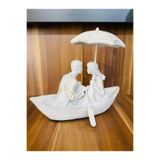 Sevgililer Günü Evlilik Yıldönümü Hediyesi Beyaz Dekoratif Biblo, 18 cm Yükseklik, Polyester El İşçiliği
