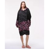 She Best Giyilebilir Polar Battaniye Tek Kişilik Kapüşonlu Oversize Çift Cepli - 130 x 80 cm - Çok Renkli