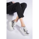 She BOY UZATAN KADIN İÇTEN GİZLİ TOPUKLU PARLAK GÜMÜŞ SPOR AYAKKABI SNEAKER