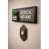 Shelife Kişiye Özel Ahşap Kapı Isimliği Çiçekli – 10X20 cm Mdf Dekoratif Kapı Tabelası - Kahverengi
