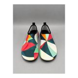 shoecide Renkli Üçgen Desen Kadın Deniz Ayakkabısı – Hafif, Kaydırmaz, Hızlı Kuruyan Aqua Shoes