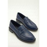 Shoesers Kadın Sade ve Şık Tasarımlı Tırtıklı Tabanlı Lacivert Loafer Ayakkabı Makosen
