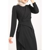 ShopFast Bisiklet yaka, eteği asimetrik kesim, astarsız, arkası yarım fermuarlı abiye modeli