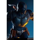 Sideshow Collectibles Deathstroke Premium Format Figure
