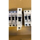 Siemens Sıemens C32 Otomatik Sigorta 1X32C 5SQ21 - Beyaz