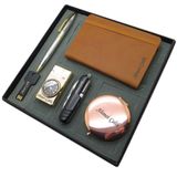 Signator Argilla Kartvizitlik, 32 GB USB Bellek, Saatli Çakmak, Not Defteri, Çok Fonksiyonlu Çakı, Kalem ve El Aynası, Kahverengi, Kişiye Özel Hediye Seti