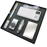 Signator Candidus Kişiye Özel Hediye Seti, 10000 mAh Powerbank, 32 GB USB Bellek, Roller Kalem, Saatli Çakmak, Çok Fonksiyonlu Çakı, Kartvizitlik