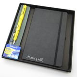 Signator Codex N308 Kişiye Özel Defterli Set, Sarı Dolma Kalem, Siyah Defter, Yedek Kartuş