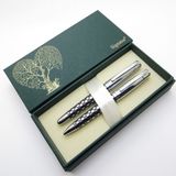 Signator® S295 Parlak Krom Kabartmalı Kalem Seti - Dolma Kalem + Tükenmez Kalem Set İsme Özel Kalem Hediyelik Kalem