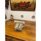 Şık Antika Hesap Makinesi, Nostaljik Tasarım ve Fonksiyonellik Bir Arada - Seçenek 1 - Bej