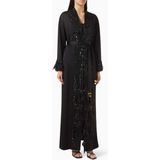 Şık Ipek Kaftan Elbise Dantel Işlemeli Uzun Kollu ve Metal Kemerli Tasarım - Siyah - 40